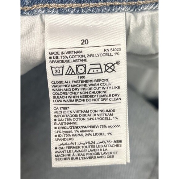 Old Navy Kicker Bootcut Jeans Womens Size 20 Light Wash Secret Smooth Pockets - Picture 10 of 10